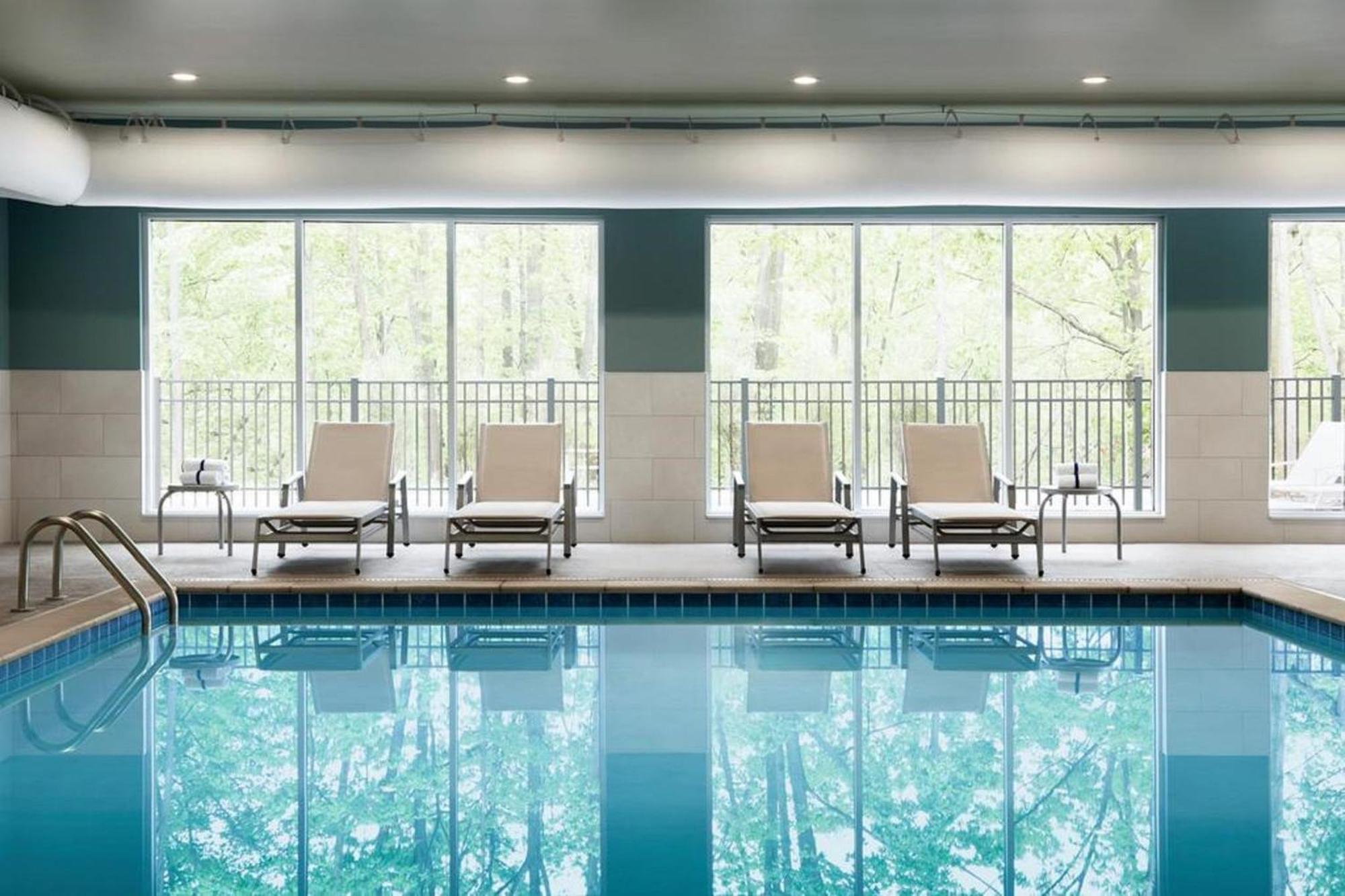 Holiday Inn Express & Suites Chicago - Matteson By Ihg Zewnętrze zdjęcie