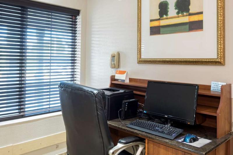 Holiday Inn Express & Suites Chicago - Matteson By Ihg Zewnętrze zdjęcie